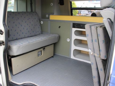 Used 1997 Volkswagen Eurovan Camper FWD image 22