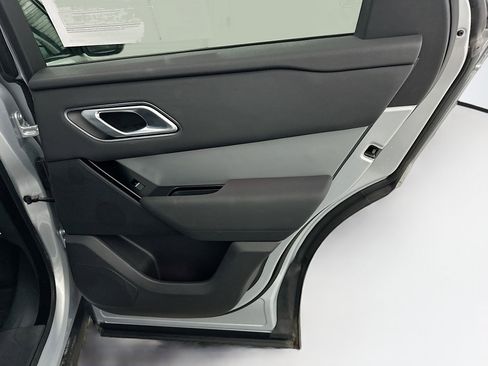 Used 2024 Land Rover Range Rover Velar S image 33