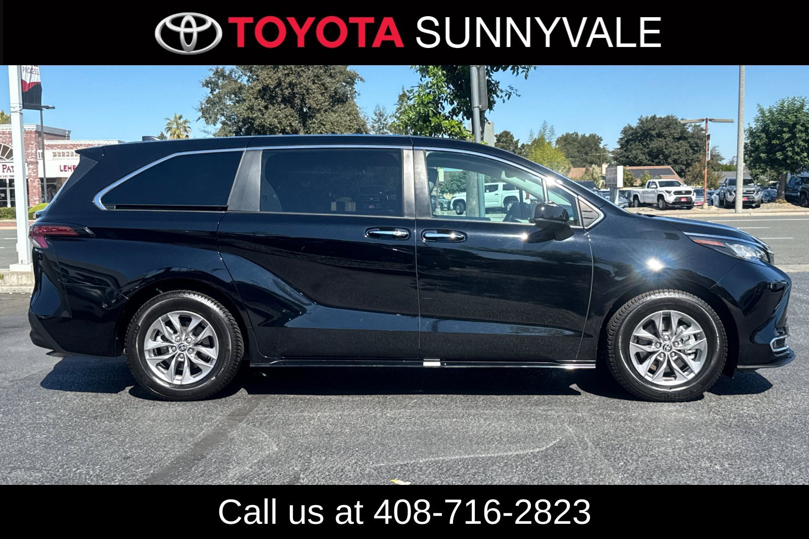 Certified 2022 Toyota Sienna XLE AWD/4WD image 8