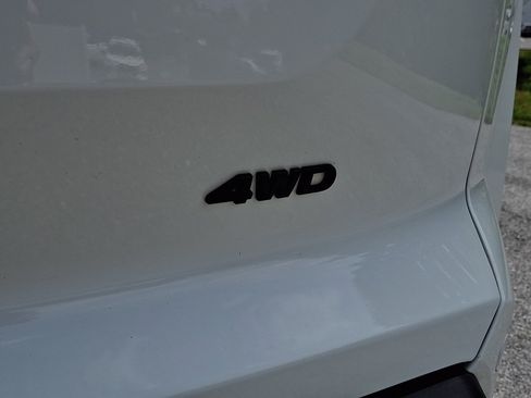 Certified 2024 Nissan Pathfinder Rock Creek AWD/4WD image 30