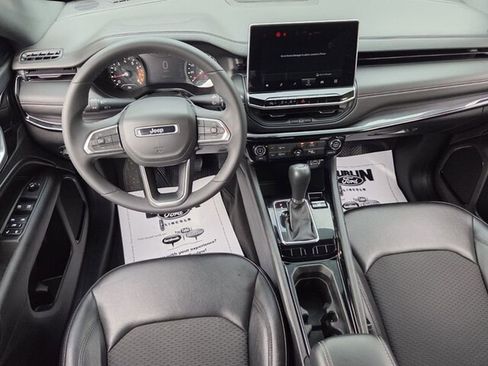 Used 2022 Jeep Compass Altitude image 10