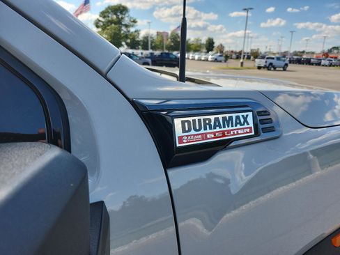 New 2026 GMC Sierra 2500 AT4 w/ AT4 Premium Plus Package image 6