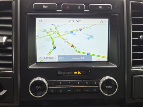 Used 2021 Ford Expedition Limited RWD image 19