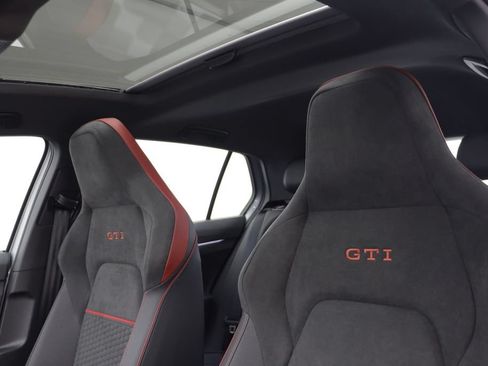 New 2026 Volkswagen GTI SE FWD image 13