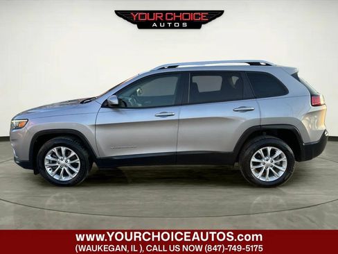 Used 2020 Jeep Cherokee Latitude FWD image 2