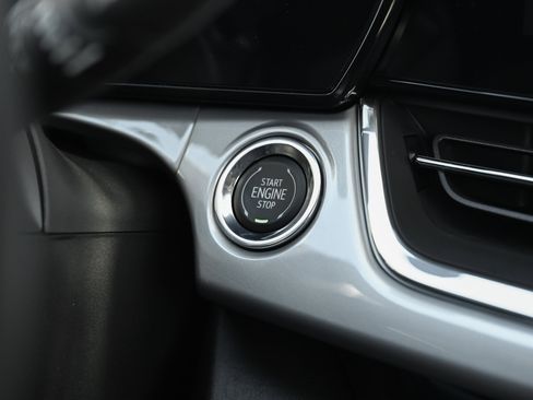 New 2026 Chevrolet Trax LT w/ LPO, Blackout Package image 22