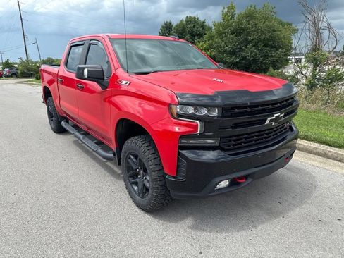 Used 2021 Chevrolet Silverado 1500 LT Trail Boss w/ Convenience Package II AWD/4WD image 2