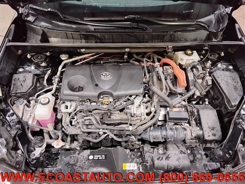 Used 2021 Toyota RAV4 XLE w/ Convenience Package AWD/4WD image 9