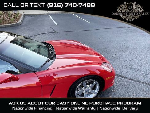 Used 2005 Chevrolet Corvette Coupe w/ Preferred Equipment Group RWD image 11
