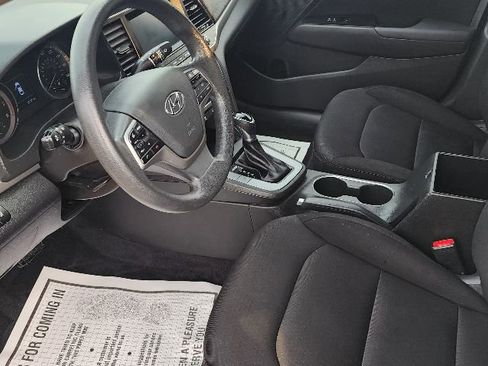 Used 2018 Hyundai Elantra SEL image 10