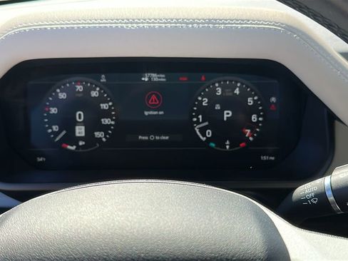 Used 2021 Land Rover Defender 110 SE image 15