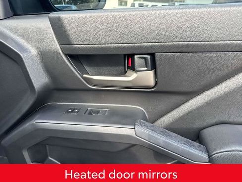 Used 2025 Toyota Tacoma TRD Sport image 18