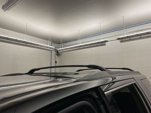 Used 2017 Chevrolet Tahoe LT AWD/4WD image 28