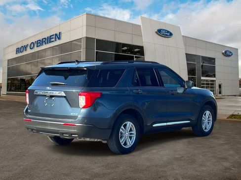 Certified 2024 Ford Explorer XLT AWD/4WD image 5