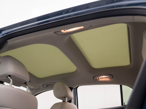 Used 2019 Mercedes-Benz GLA 250 4MATIC image 18