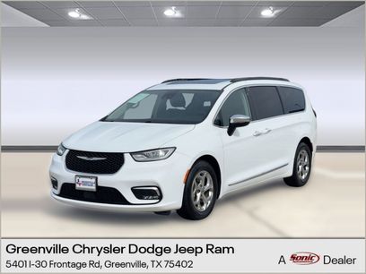 Used 2023 Chrysler Pacifica Limited