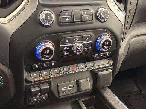 Used 2020 GMC Sierra 1500 SLT w/ SLT Premium Plus Package image 15