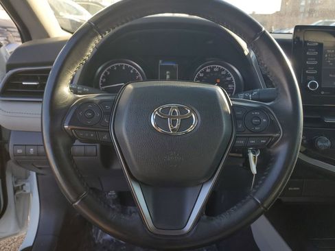 Used 2023 Toyota Camry SE FWD image 17