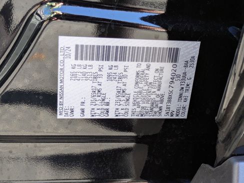 Certified 2025 Nissan Rogue SV image 23