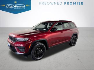 Used 2024 Jeep Grand Cherokee Altitude video 1