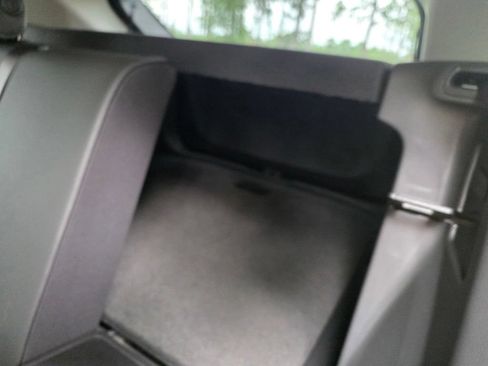 New 2026 Chevrolet Trax LT w/ Sunroof Package FWD image 19