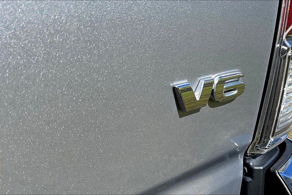 Used 2020 Toyota Tacoma TRD Off-Road RWD image 27