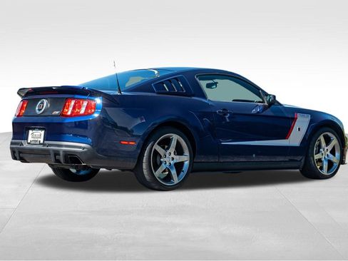 Used 2012 Ford Mustang GT Premium w/ Security Pkg RWD image 7