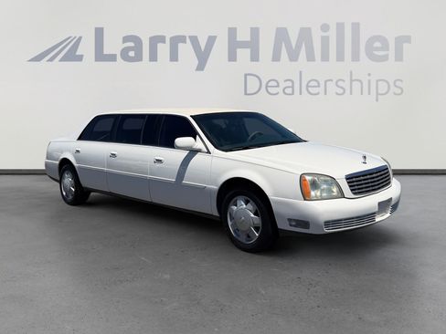 Used 2003 Cadillac De Ville Limousine FWD image 7