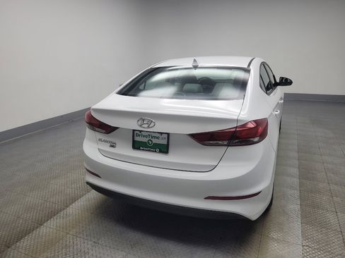 Used 2017 Hyundai Elantra SE image 7