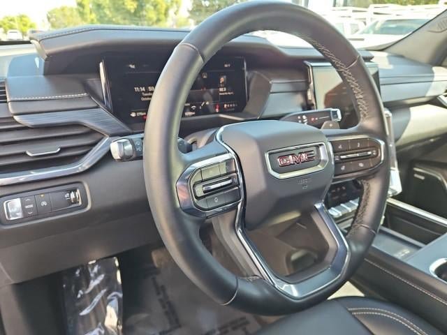 Used 2026 GMC Acadia Elevation w/ Elevation Premium Package FWD image 11