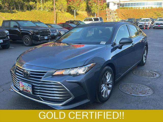 Certified 2022 Toyota Avalon XLE w/ Moonroof Package FWD image 1