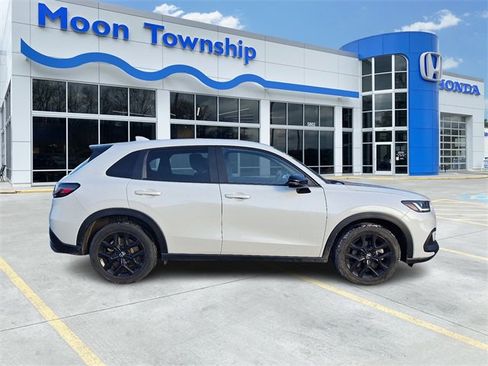 Used 2024 Honda HR-V Sport image 7