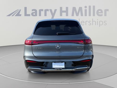Used 2023 Mercedes-Benz EQS 580 4MATIC SUV image 4