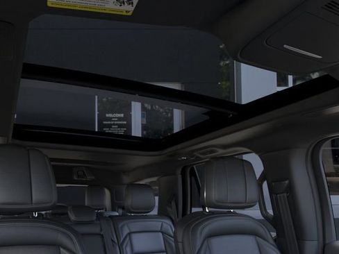 New 2026 Lincoln Navigator Reserve w/ Jet Appearance Package image 22