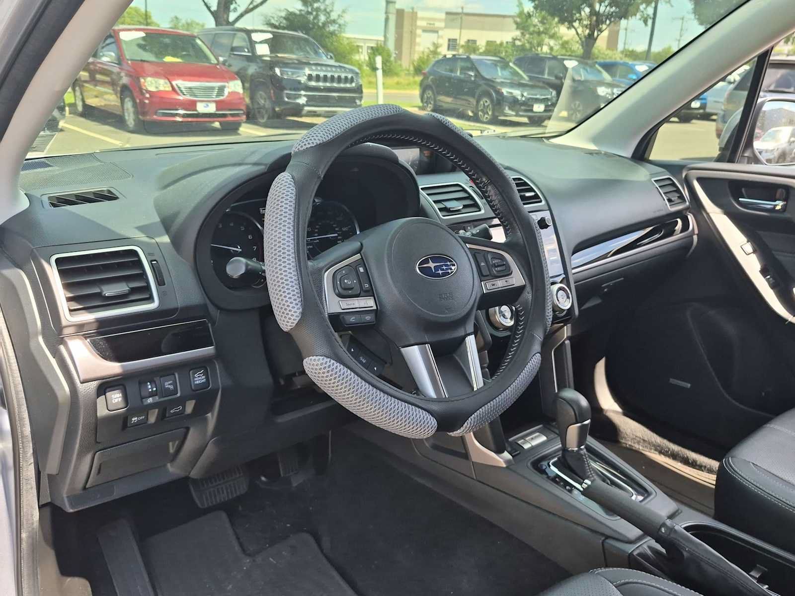 Used 2017 Subaru Forester 2.5i Touring AWD/4WD image 10