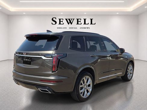 Used 2020 Cadillac XT6 Sport AWD/4WD image 4