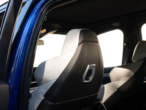 Used 2024 BMW X5 M Competition w/ Executive Package image 47