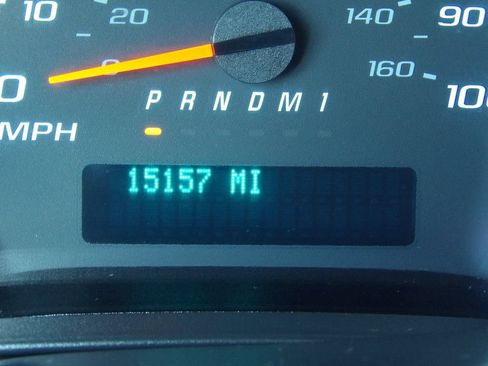 Used 2025 GMC Savana 2500 w/ Driver Convenience Package RWD image 21