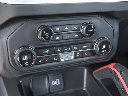 Used 2025 Ford Bronco Stroppe Edition image 18