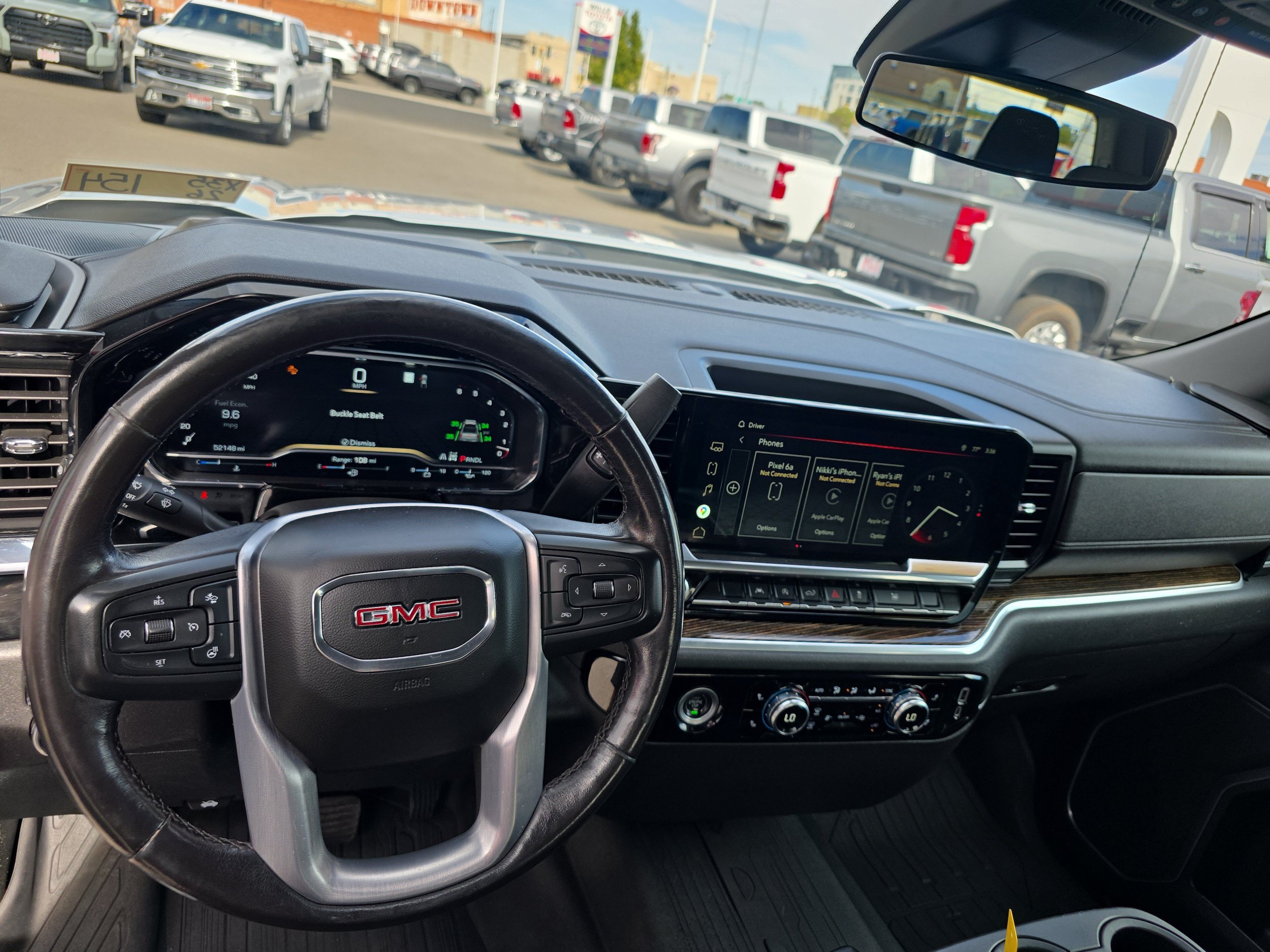 Used 2022 GMC Sierra 1500 SLE AWD/4WD image 3
