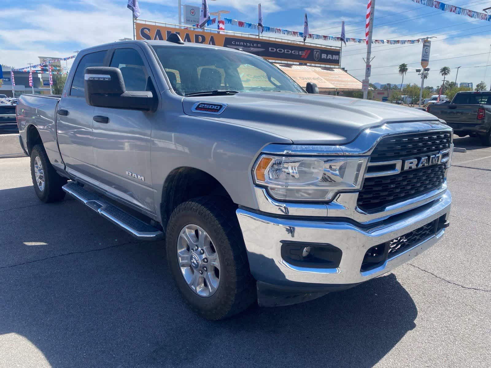 Used 2024 RAM 2500 Big Horn AWD/4WD image 3
