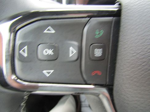 Used 2023 RAM 1500 Limited AWD/4WD image 32