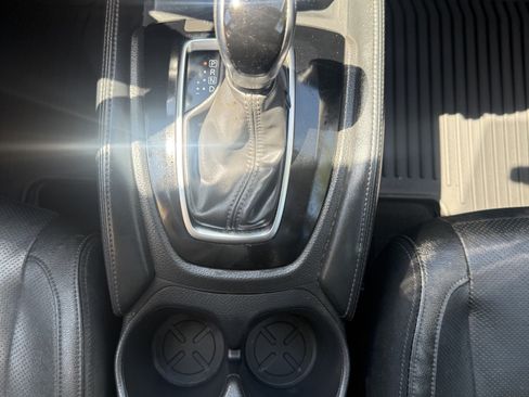 Used 2020 Nissan Rogue SL w/ Premium Package FWD image 16