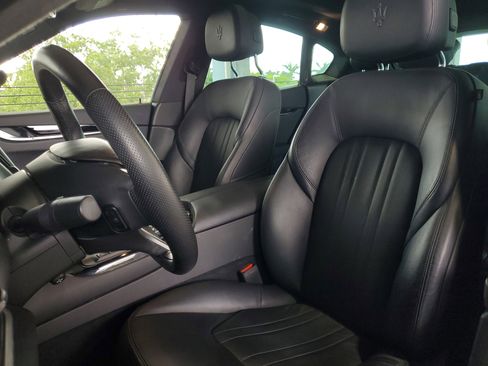 Used 2023 Maserati Levante GT image 18