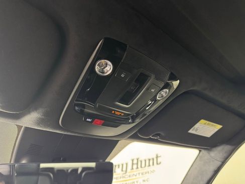 Used 2025 Kia Sorento SX Prestige image 28