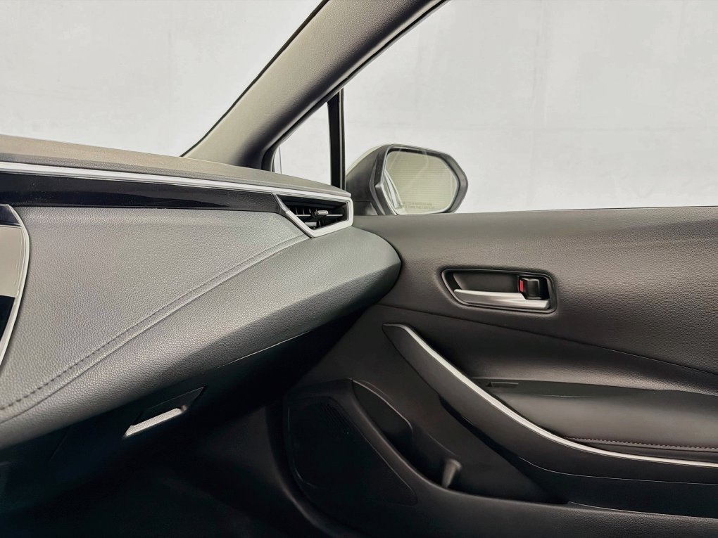 Used 2023 Toyota Corolla SE FWD image 38