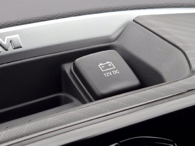 New 2027 RAM 3500 Big Horn AWD/4WD image 15