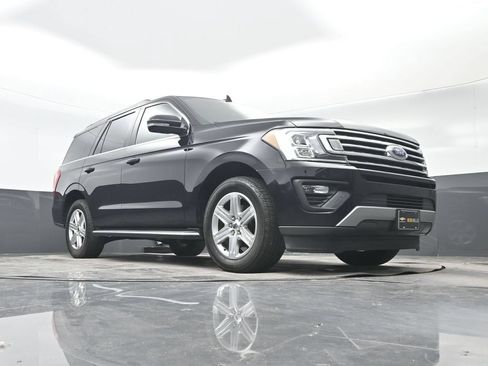 Used 2020 Ford Expedition XLT w/ Equipment Group 202A RWD image 33