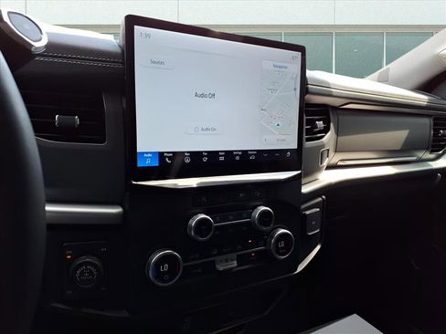 New 2024 Ford Expedition XL image 6