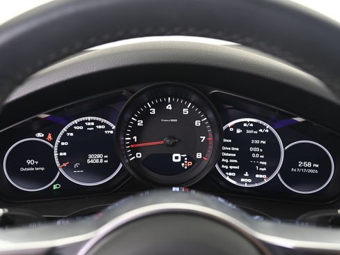 Certified 2023 Porsche Cayenne AWD/4WD image 36